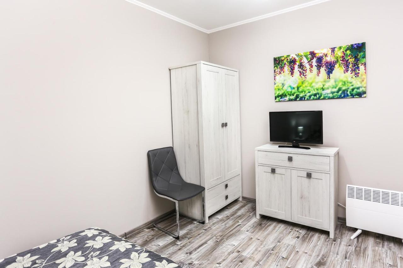 Ferienwohnung Gardi Apartman Szekszárd Exterior foto